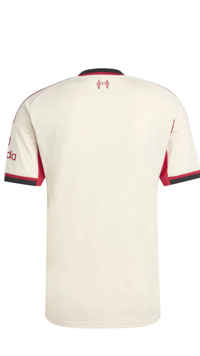 Liverpool 25/26 away jeresey